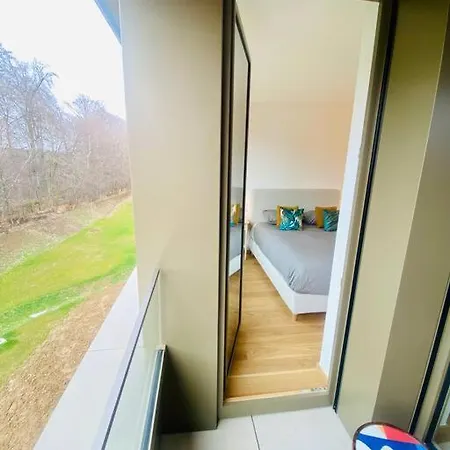 Ferienwohnung Charming Flat With Terrace & Parking Luxemburg Exterior foto
