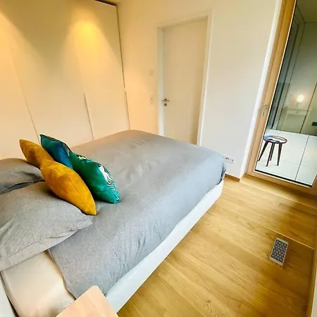 Ferienwohnung Charming Flat With Terrace & Parking Luxemburg Exterior foto