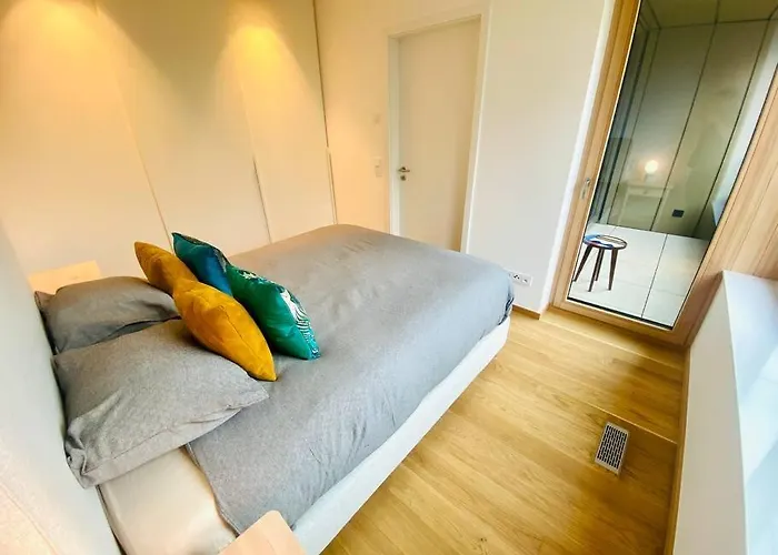 Charming Flat With Terrace & Parking